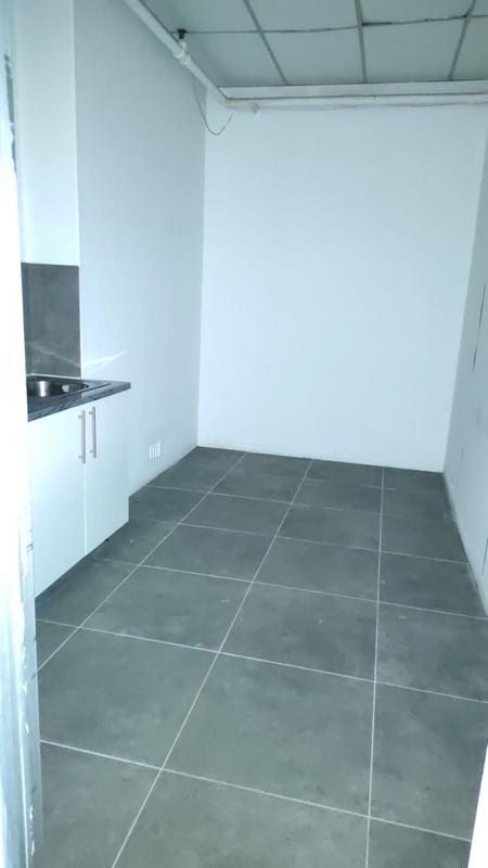 To Let commercial Property for Rent in Epping Western Cape